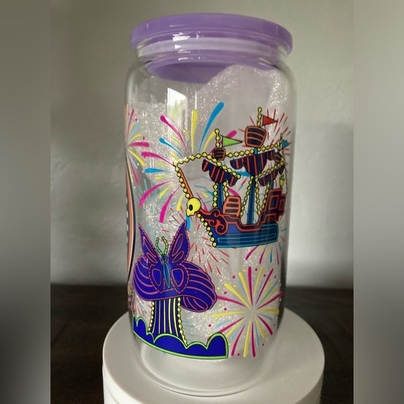 Hand Crafted Disney Main Street Electrical Parade Glass Tumbler. - Picture 3 of 8